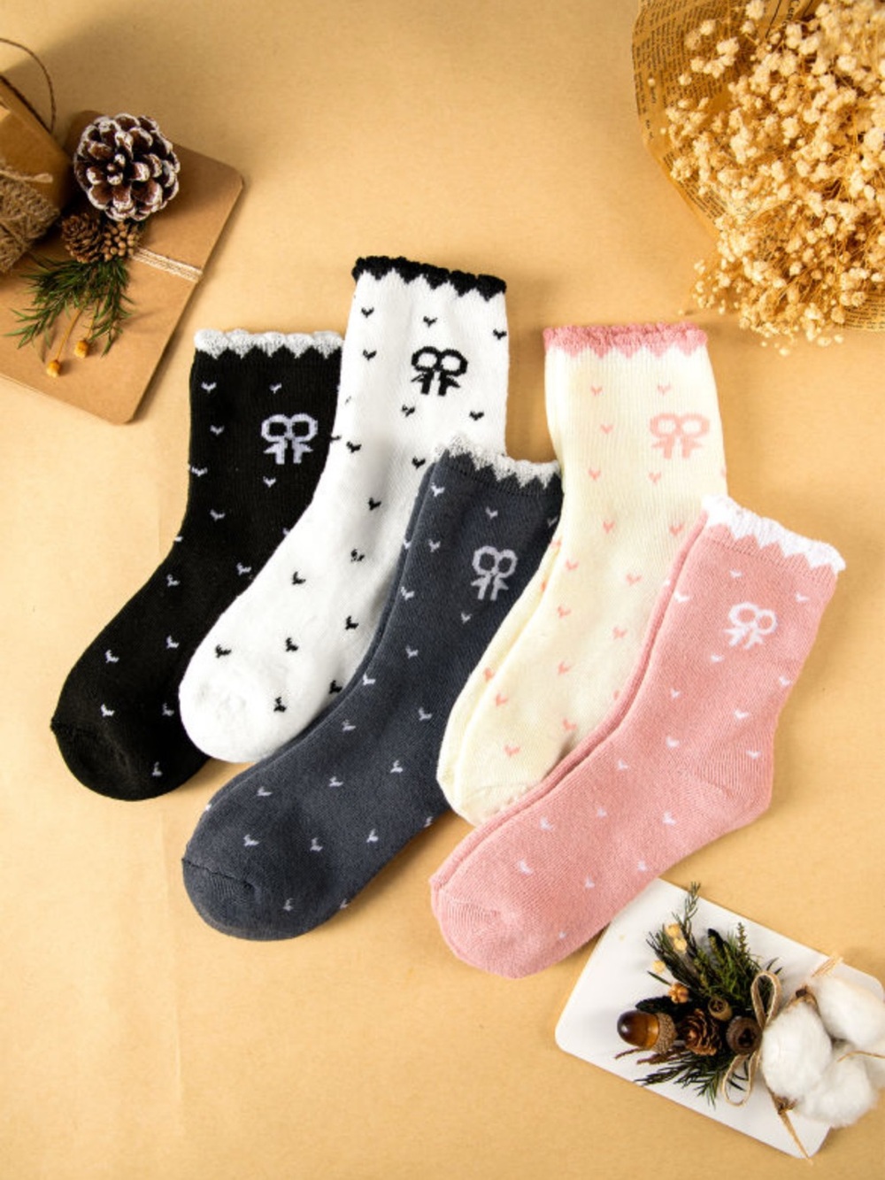 1262. Tiny Hearts & Bow Print Cotton Knit Socks – 5 Pair Pack